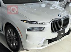 بی ئێم دەبڵیو X7